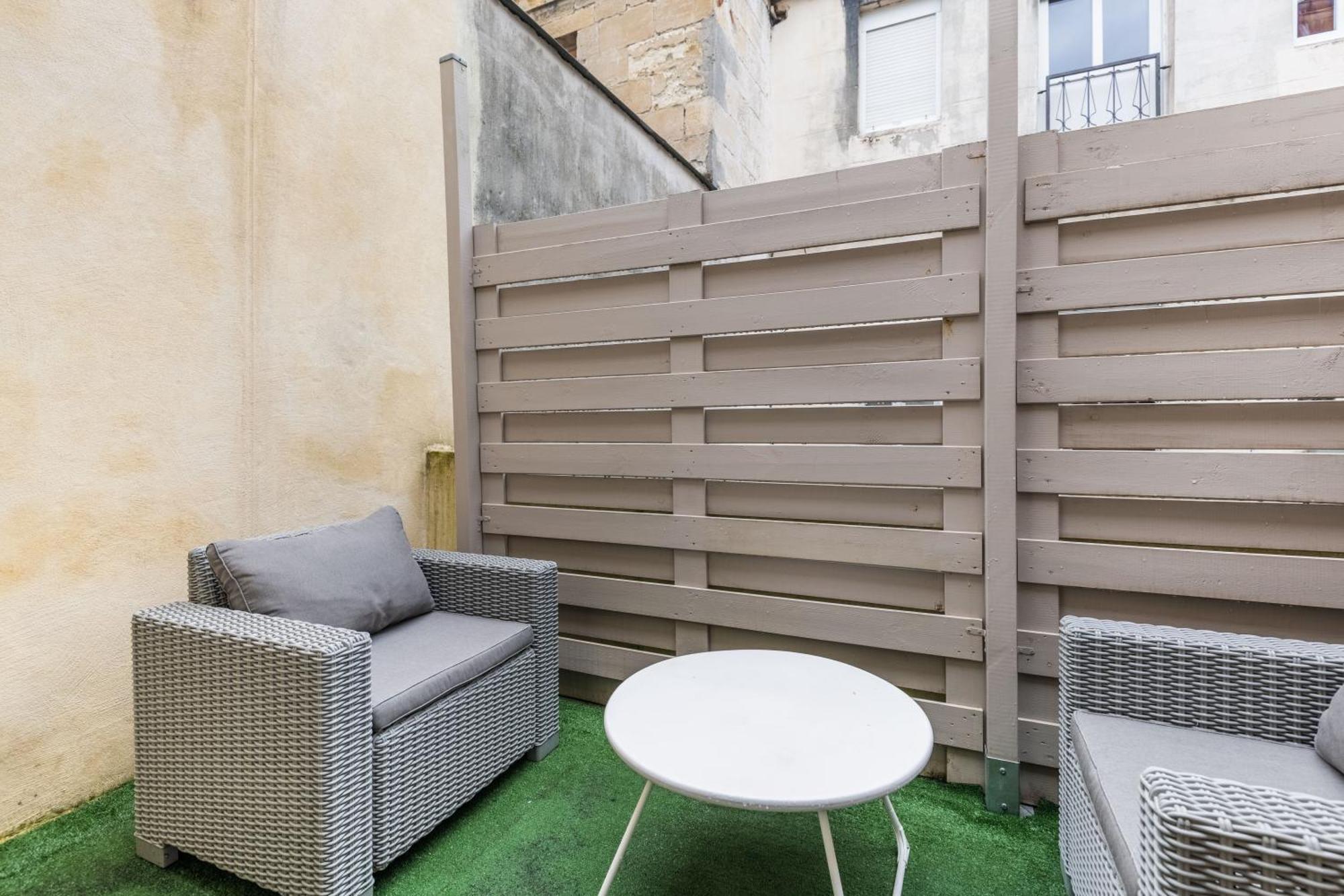 Studio En Duplex-Aircon-Terrasse-Parking-Calme Bordeaux Eksteriør billede